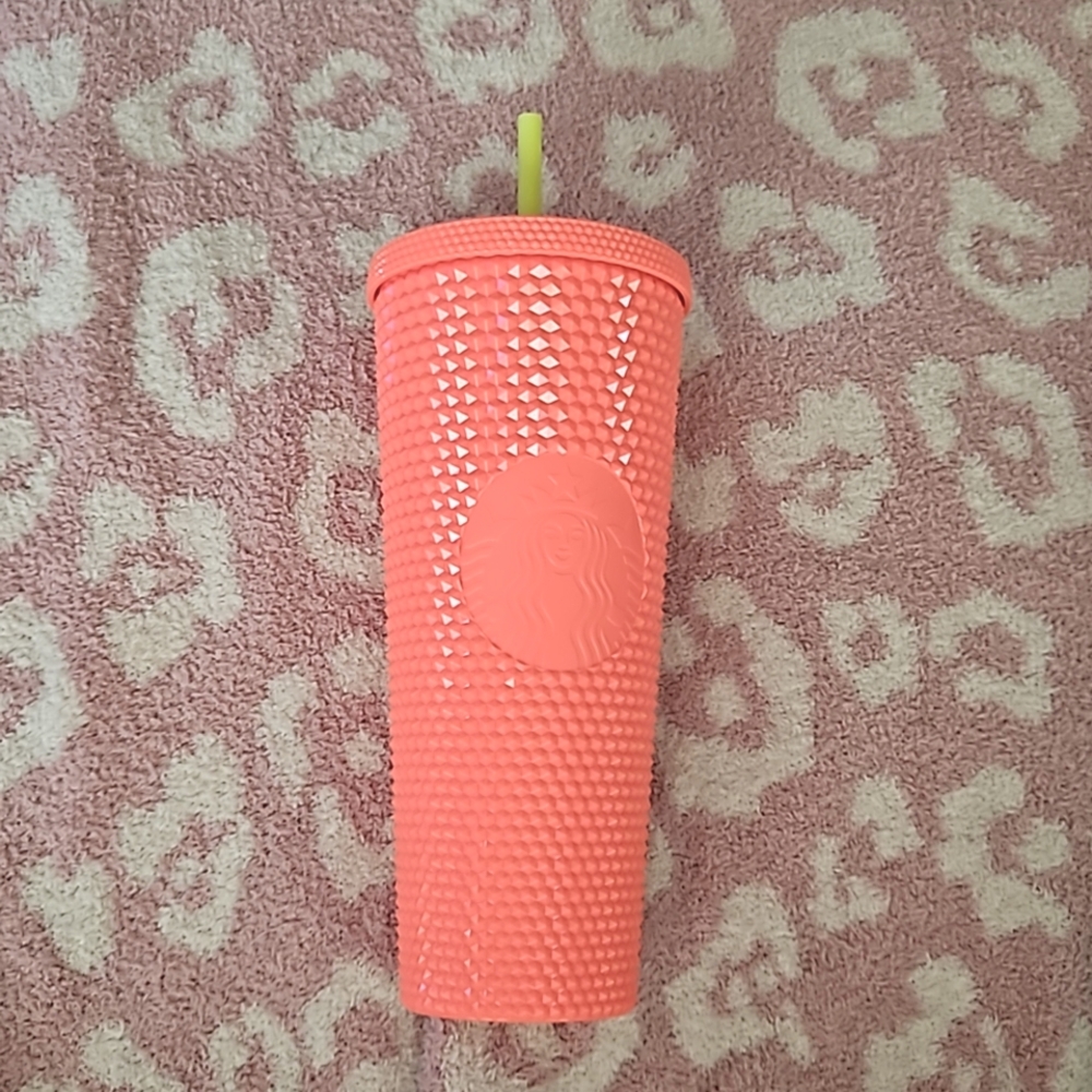 Starbucks Studded Dragonfruit Water Bottle 24 oz